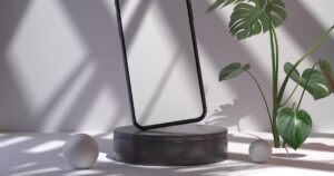 Featured image for 12 Minimalist Phone Case Brands That Redefine Slim in 2026